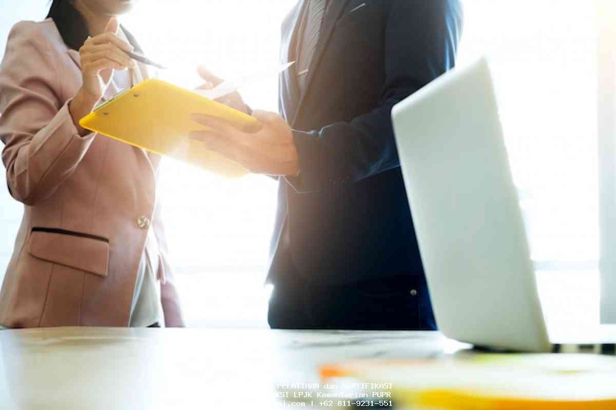 Sertifikasi Trainer BNSP: Kunci Resmi Menjadi Fasilitator Profesional Berskala Nasional Kunci Resmi Menjadi Fasilitator Profesional Berskala Nasional