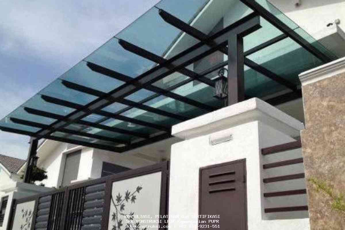 Atap Teras Kaca: Desain Modern dan Elegan untuk Teras Anda atap teras kaca