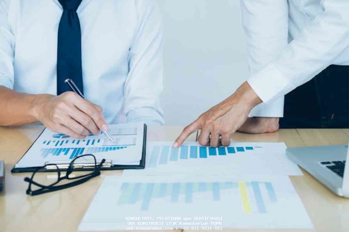 Peran Sertifikat BNSP dalam Kenaikan Jabatan: Investasi Serius untuk Karier Profesional Investasi Serius untuk Karier Profesional